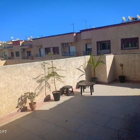 Appartement Proche De L'Aeroport Casablanca Deroua Exteriör bild